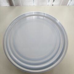 フタ付き保存容器　４個セットの画像