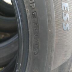 スタッドレスタイヤ　225/55R17の画像