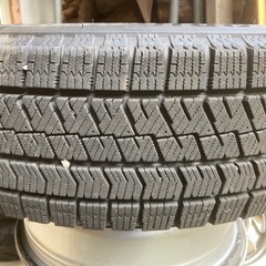 スタットレスタイヤの画像