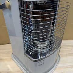 トヨトミ　石油ストーブ RS-H29C   3.6L  キャリングハンドル付き　木造8畳、コンクリート10畳　良品の画像