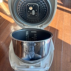 炊飯器　SANYO 圧力 IH 