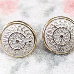 ☆イヤリング　アクセ　２種　中古品　の画像