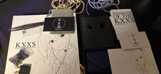 高音質イヤホン 水月雨 (MOONDROP)  KXXS + リケーブル2種セット