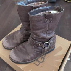 UGG 　本皮プーツ