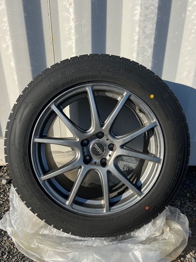 スタッドレスタイヤ