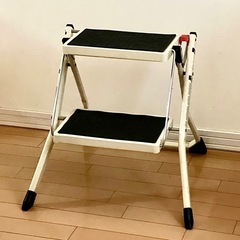 お値下げしました！　脚立　ダルトン　フォールディング2ステップス