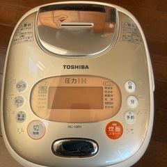 炊飯器　TOSHIBA RC-10RY