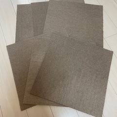 【譲ります】ニトリ　洗えるタイルカーペット　6枚