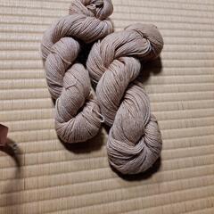 大きい毛糸2玉