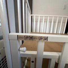 ベビーベッド　ホワイトの画像