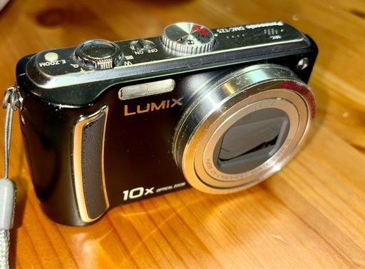 デジタルカメラ Panasonic DMC-TZ5