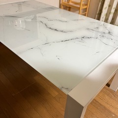 ニトリ 大理石柄ダイニングテーブル - ダイニングテーブル