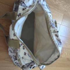 ボストンバッグの画像