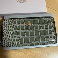 ヴィヴィアンウエストウッド財布