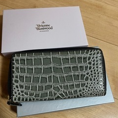 ヴィヴィアンウエストウッド財布の画像