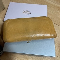 ヴィヴィアンウエストウッド財布の画像