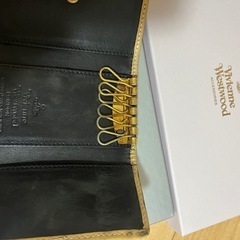 ヴィヴィアンウエストウッドの画像