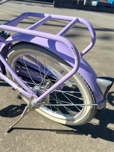 自転車18インチ　パープル　女の子　子供　キッズ　
補助輪付き