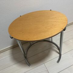 【取りに来ていただける方】丸型ローテーブル【中古】