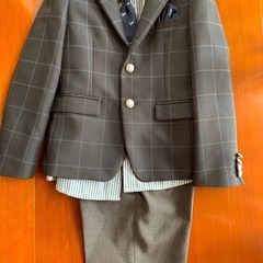 
子ども130cmスーツ