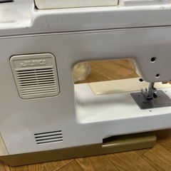 JUKI コンピューターミシン HZL-7600　の画像