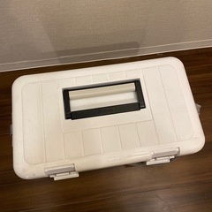 ホリデーランドクーラー 33H ホワイトの画像