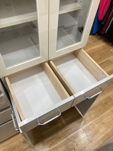 【トレファク高槻店】取りに来られる方限定！4枚扉の食器棚のご紹介です！