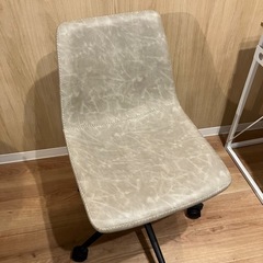 デスクチェアの画像