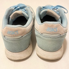お取引中　asics アシックス　スニーカー　24cmの画像