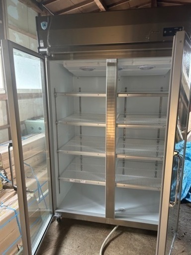 業務用冷凍庫✴︎冷凍リーチインショーケース 大和冷機 単相100V/三相200V