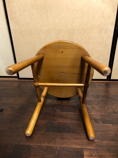 カリモク　丸型　ダイニングチェア
