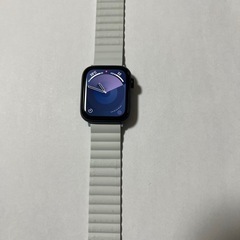 激安　保証付き　Apple Watch SE 第2世代　44mm GPS +セルラーモデル　ミッドナイトの画像