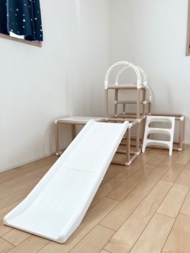 室内用ジャングルジム(すべり台付き)