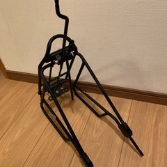 【値下げしました！】新品　自転車　イベラ　キャリアー　※ネジ無しの画像