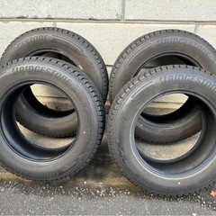 SUV用冬タイヤ225/65R17