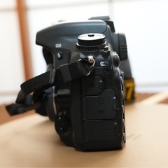 Nikon D750 デジタル一眼レフ 本体 バッテリー2個付きの画像