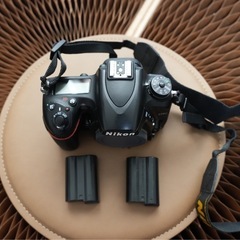 Nikon D750 デジタル一眼レフ 本体 バッテリー2個付きの画像