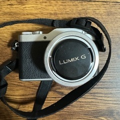 LUMIX GF9