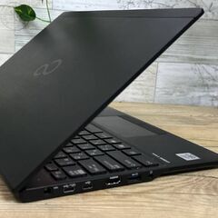 富士通 LIFEBOOK U9310/E【10世代 コアi5　Core i5-10310U メモリ8GB 128GB SSD】フルHD 超軽量13.3型 Windows11Pro 高速起動の画像