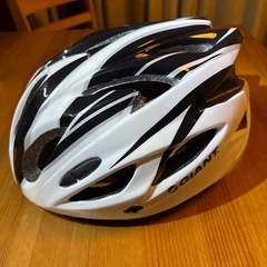 【早い者勝ち】ジャイアント未使用ロードバイクヘルメット