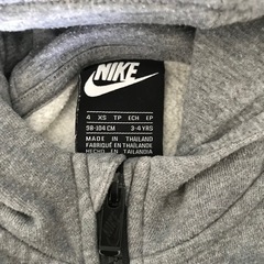 ナイキ　NIKE  ジップアップスウェットパーカー　キッズ　3-4歳　　の画像
