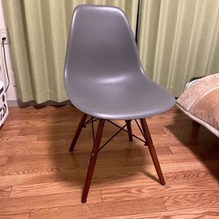 家具 椅子 ダイニングチェアの画像