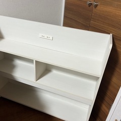 スリムラック(ベッドのヘッドボード)の画像