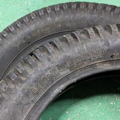 10インチスクータースパイクタイヤ2.50-10の画像