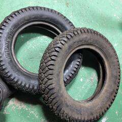8インチスクータースパイクタイヤ3.00-8の画像