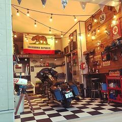 🉐新築🉐　現在建築準備中☆電動シャッター付ガレージ☆車・バイク好きの方にオススメ！　ガレージ　大人の隠れ家　インターネット無料！ペット飼育可能（犬・猫合計２匹迄）　事務所利用可能 - 賃貸（マンション/一戸建て）