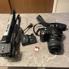 Nikon D40 デジタル一眼レフカメラ セット Amazon | Nikon デジタル一眼レフカメラ D40 ダブルズームキット