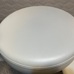Pipersong オフィスチェア パソコンチェア デスクチェア 瞑想椅子 あぐら座椅子 調整可能なフットレスト付き 360度回転 座面昇降の画像