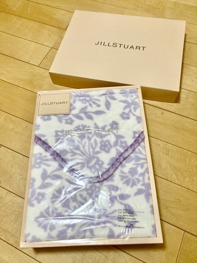新品　ジルスチュアート　ブランケット