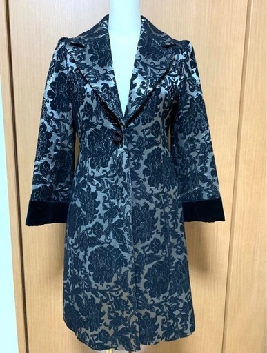 ヴィヴィアンタム VIVIENNE TAM 黒・銀色　豪華　花柄　ロングコート　超美品　毛81%